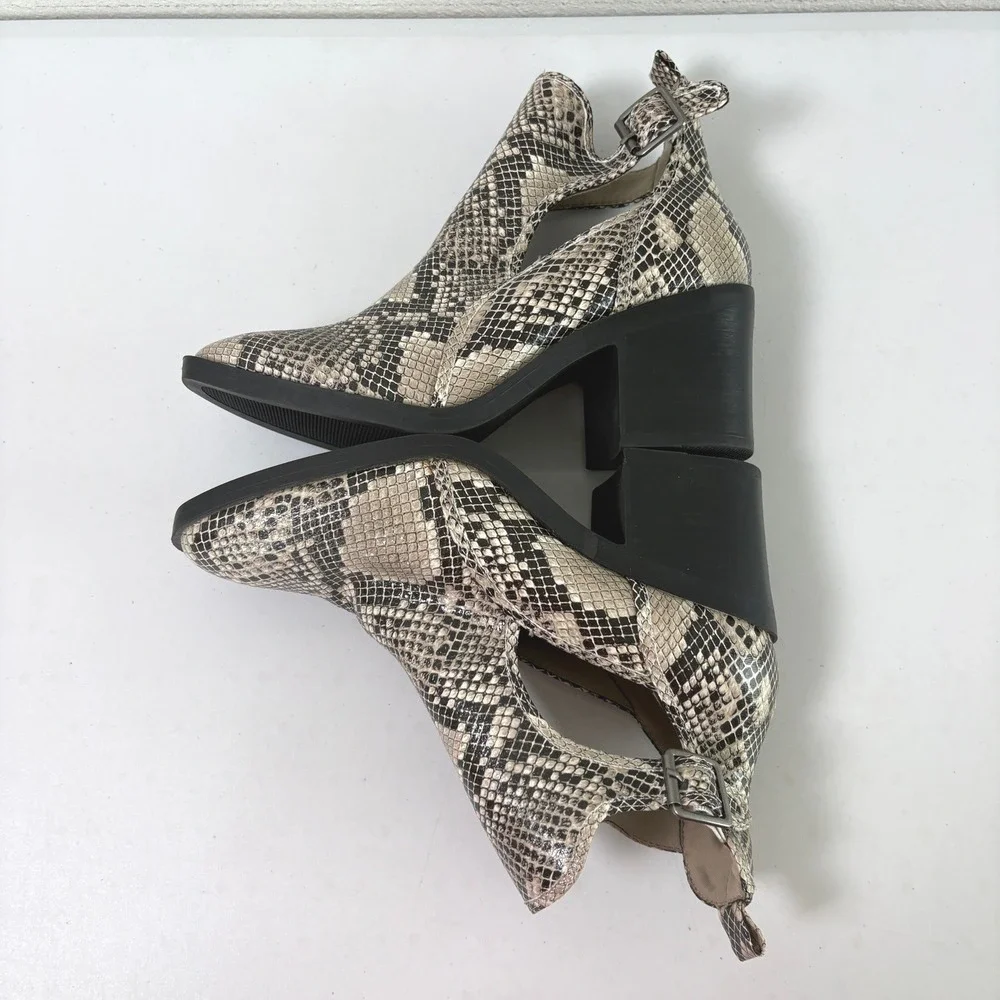 MIA Edin Bootie Womens 8 Grey Black Snake Print Cutout Block Heel Ankle Boots